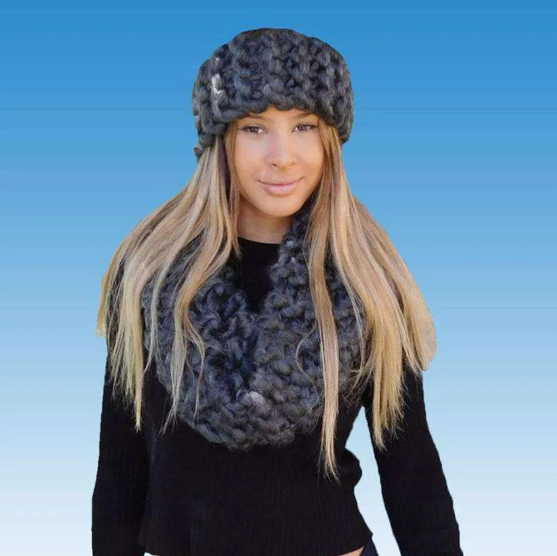 Chunky Knit Infinity Scarf