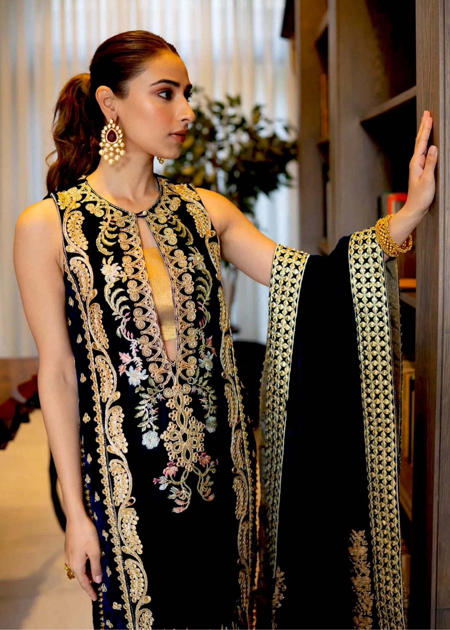 Crimson X Saira Shakira Wedding Collection – 3A - A Velvet Story - Cobalt