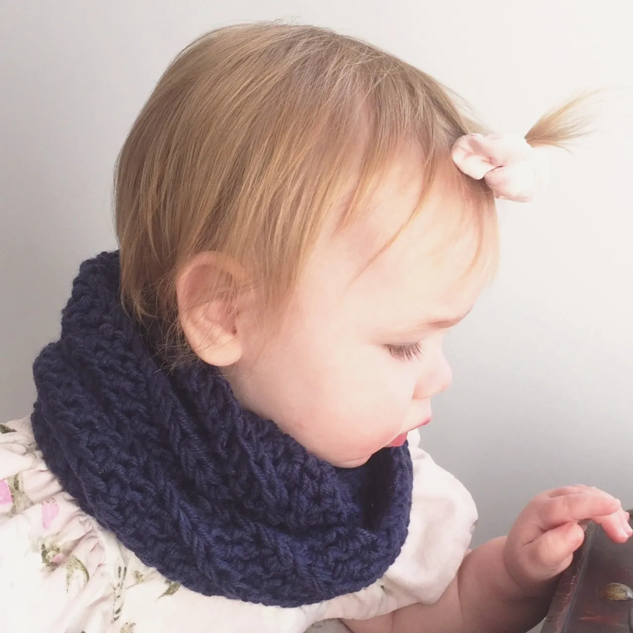 CROCHET PATTERN - Avery Infinity Scarf