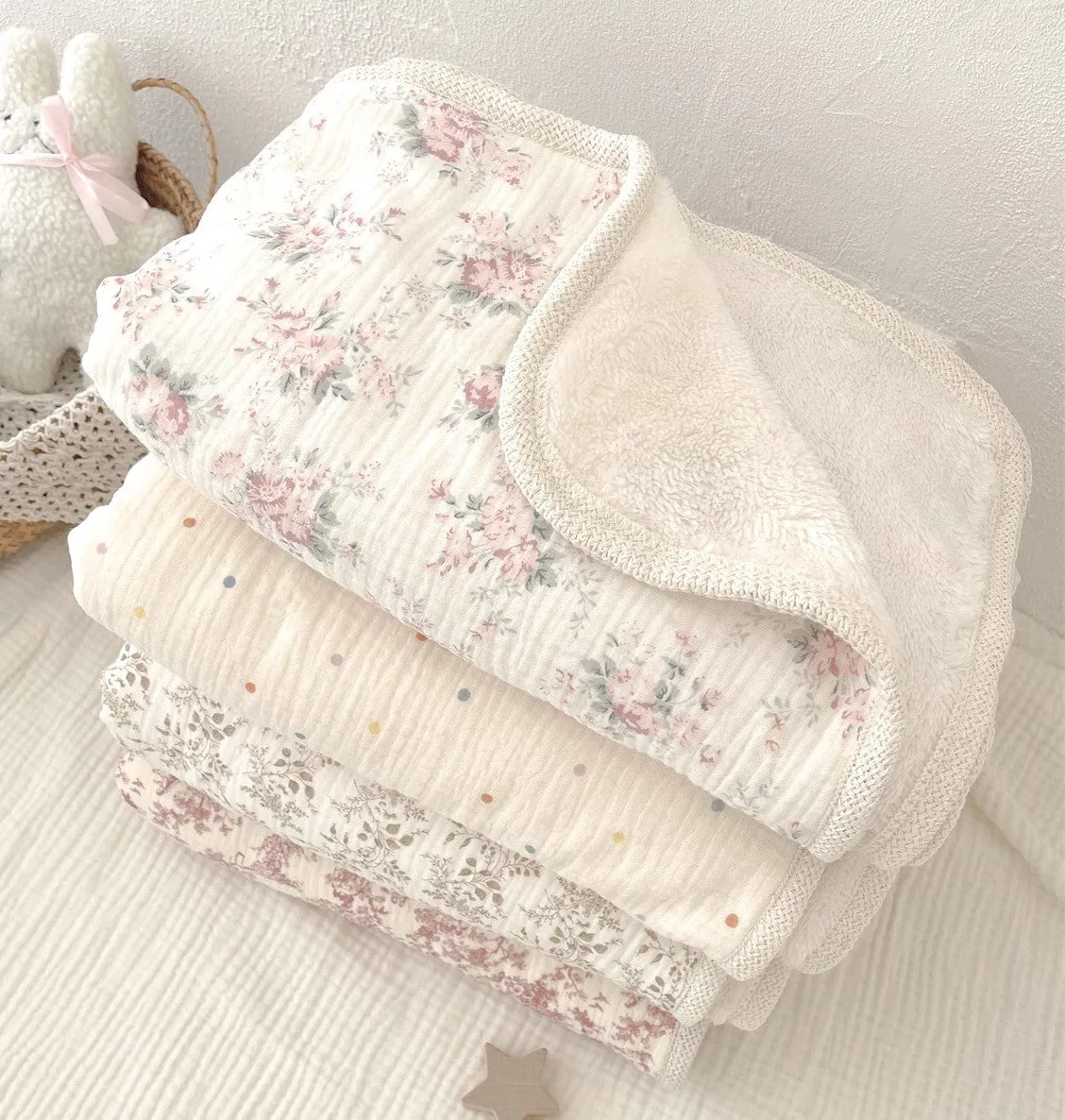 Earthy Cotton and Fluffy Fleece Blanket