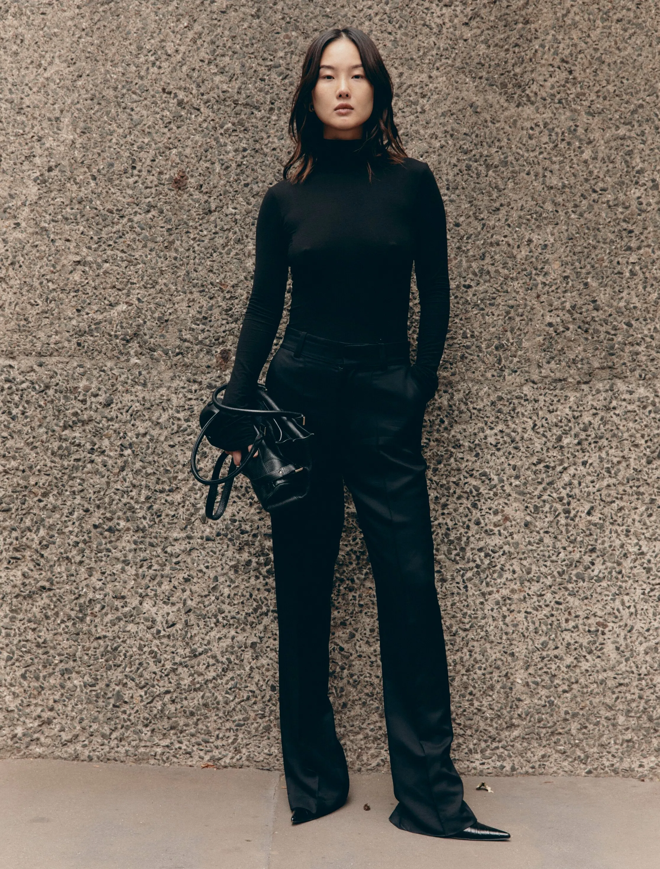 Ellon Turtleneck in Black
