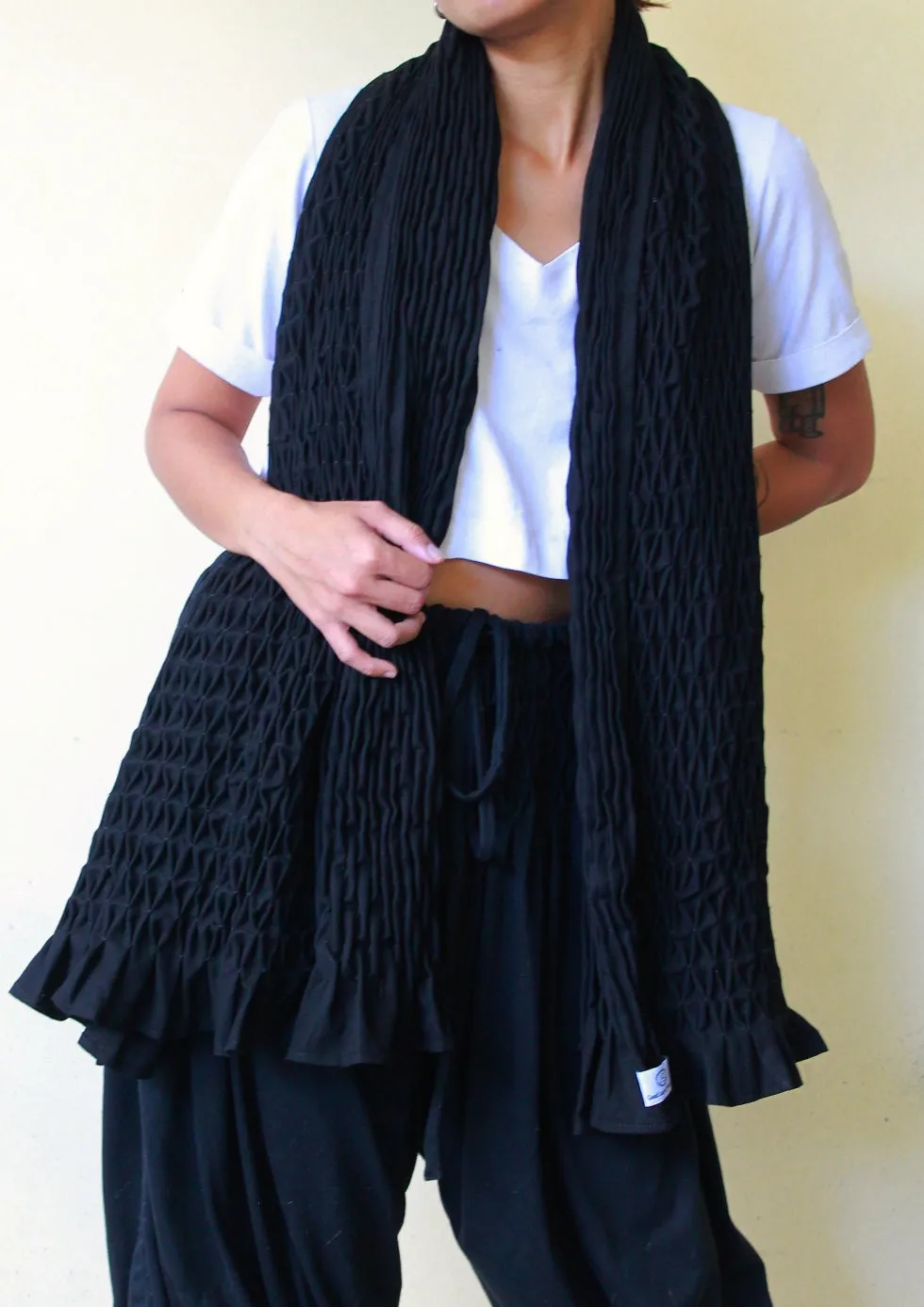 honeycomb shawl - black