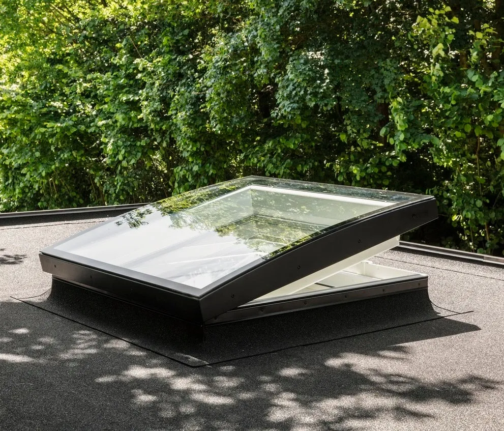 VELUX CVU 120090 1093 INTEGRA® SOLAR Curved Glass Rooflight Package 120 x 90 cm (Including CVU Double Glazed Base & ISU Curved Glass Top Cover)